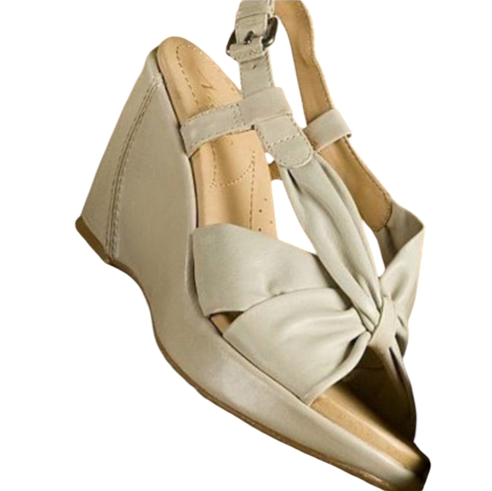 Naya Eco-Friendly Maher Cream Leather Slingback Wedge Sandal - Sz 9